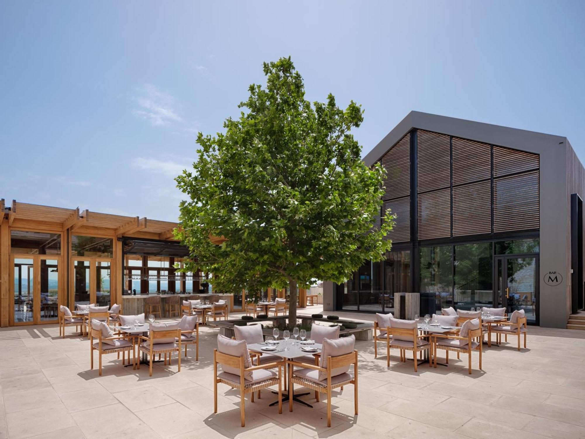 Minthis Resort Tsadha 外观 照片 The restaurant